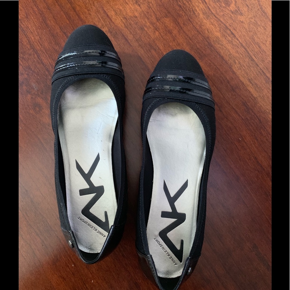 Black flats